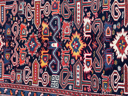 Shirvan Tapis
