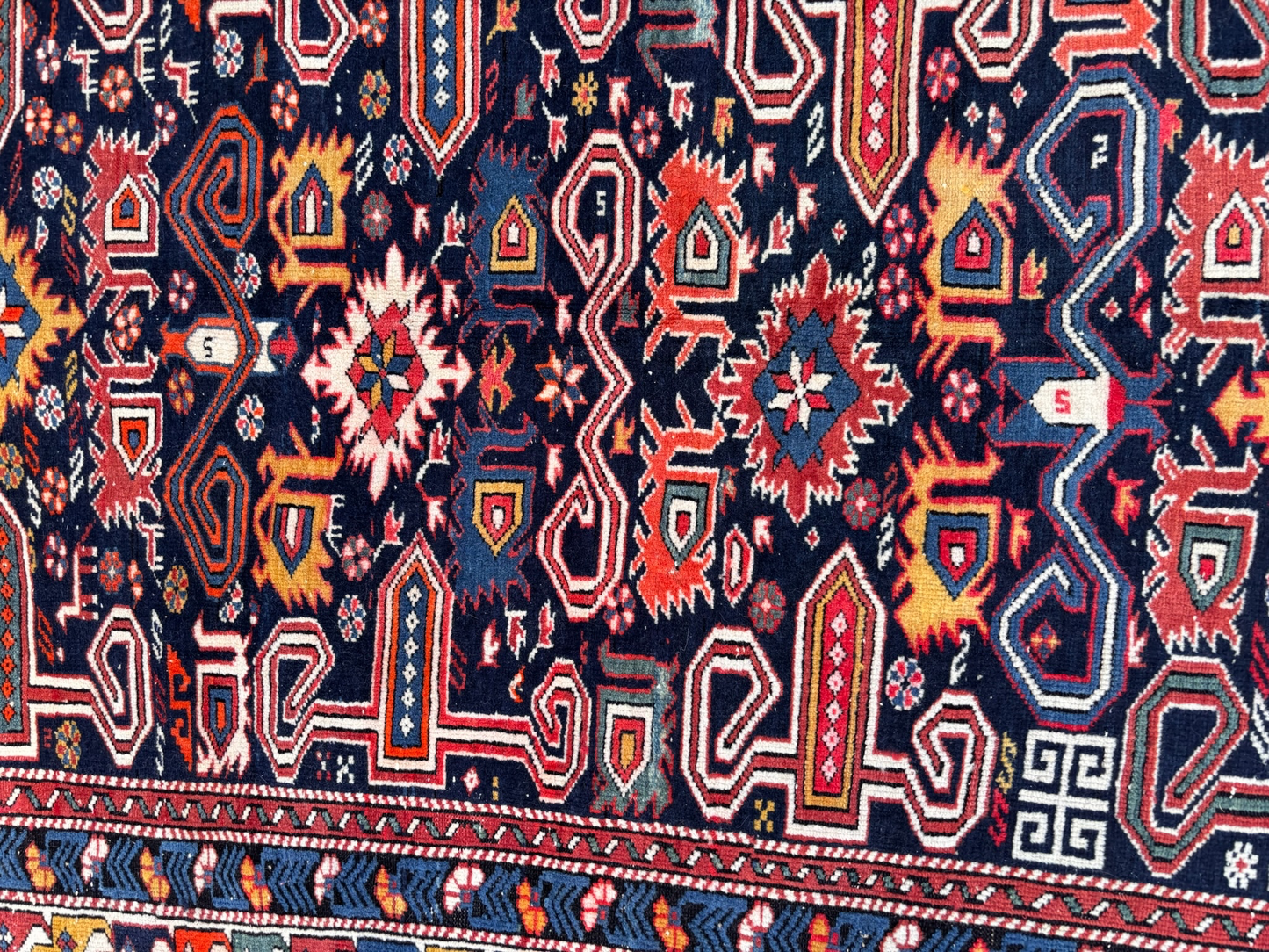 Shirvan Tapis