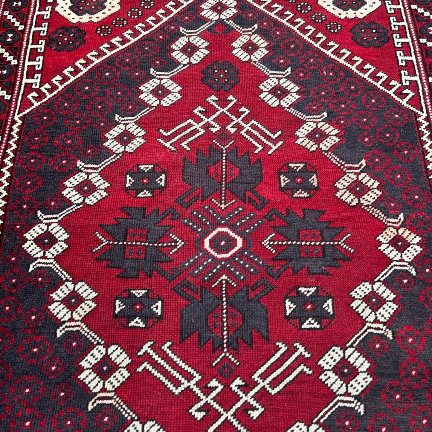 Tapis Oriental Vintage Noué Main – 158 x 108 cm – Pièce Unique